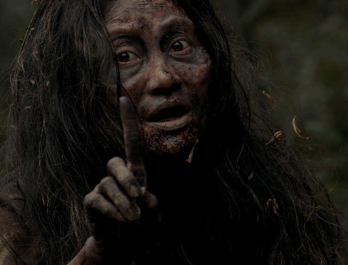 Nữ NSƯT đóng 10 vai như 1 vẫn đắt show khủng khiếp, càng xấu khán giả càng u mê