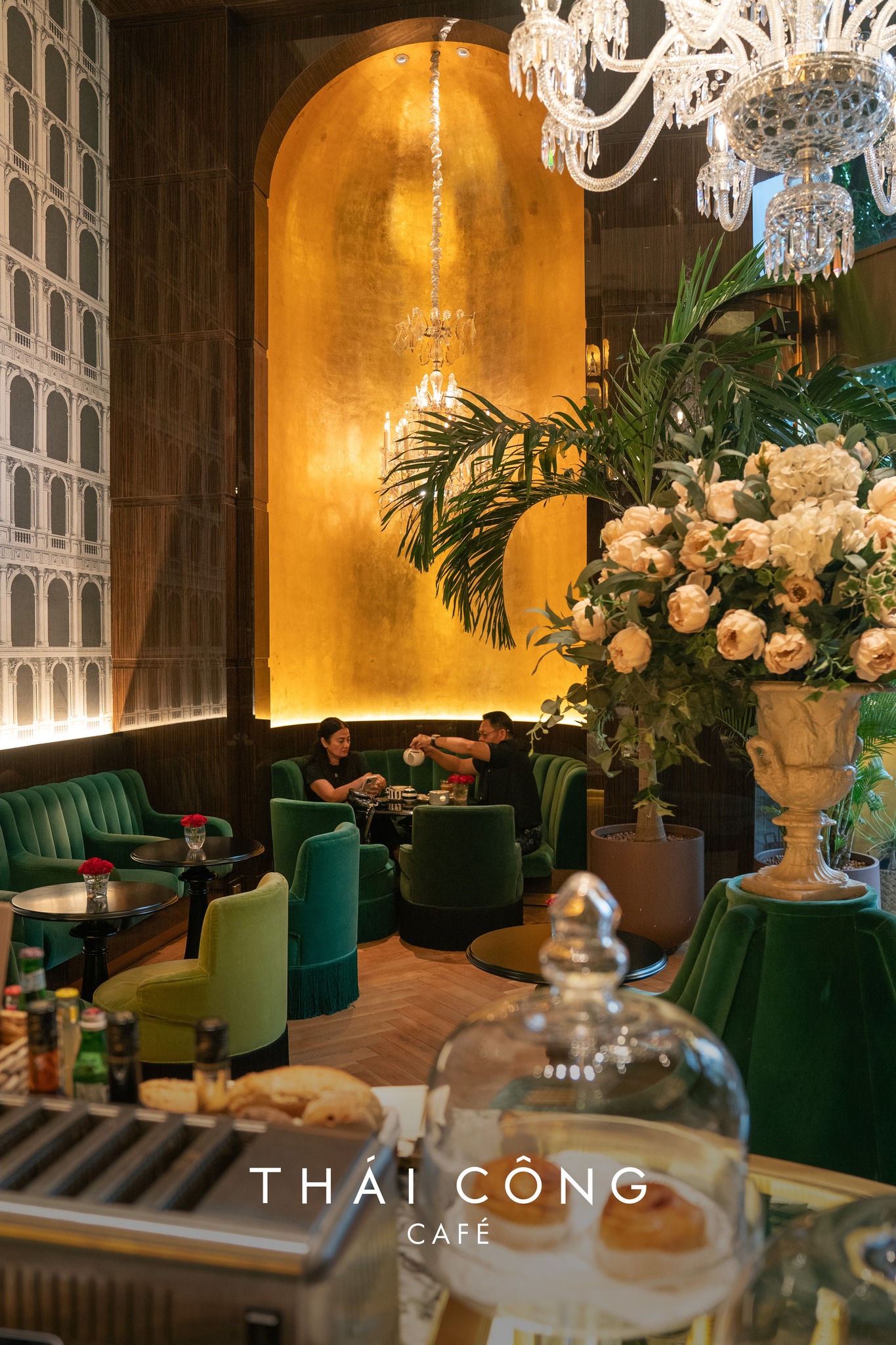 Không gian sang trọng bên trong mang đến trải nghiệm sang chảnh cho thực khách
