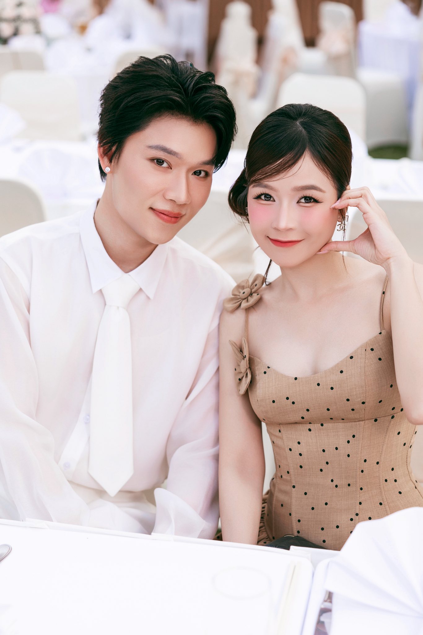 Diễn viên Quang Trung và Sam  