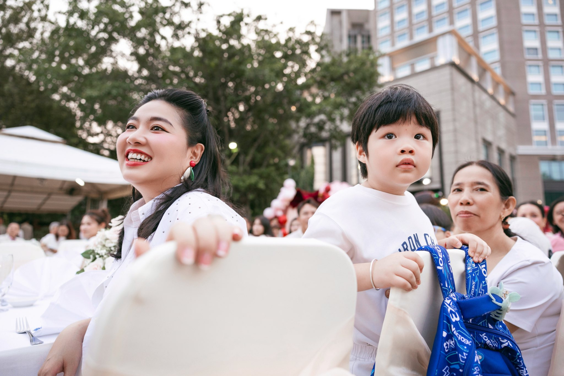 Diễn viên Lê Khánh 