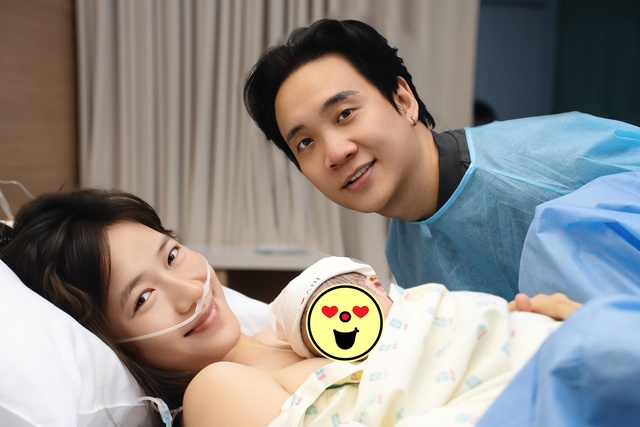   JustaTee công khai hình ảnh bên gia đình nhỏ khi chào đón thêm thành viên mới. Ảnh: FBNV  