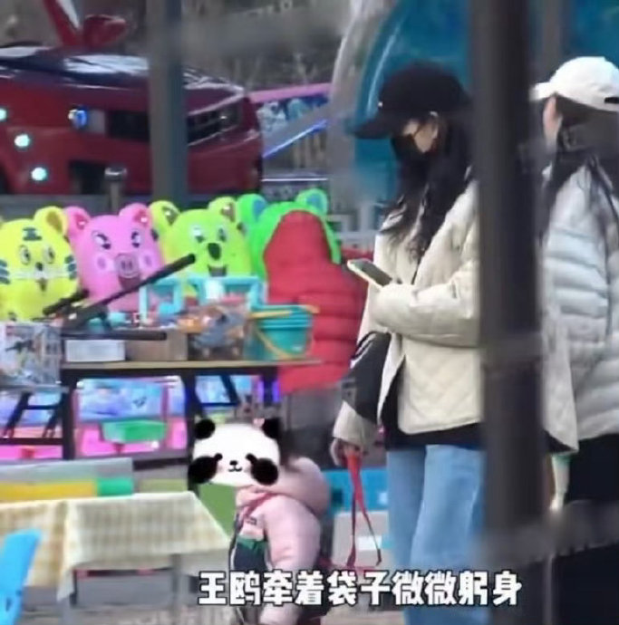 Sau ồn ào Hà Cửu Hoa ngoại tình, Vương Âu vẫn chấp nhận tha thứ cho bạn trai. Cô còn hạ sinh con gái đầu lòng cho nam diễn viên họ Hà. Ảnh: 163