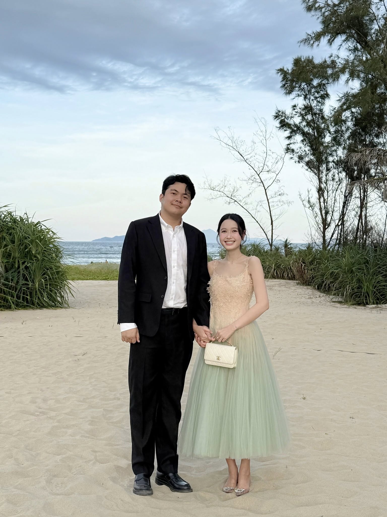   Chuyện tình cảm của Nhung Gumiho và Andiez Nam Trương nhận được sự ủng hộ của đông đảo khán giả. Ảnh: FBNV  