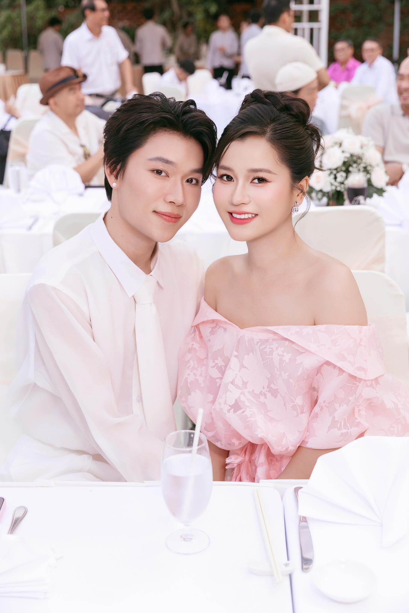 Phải khen rằng ảnh chụp tiệc thôi nôi con gái Puka quá chất lượng (Ảnh Puka).