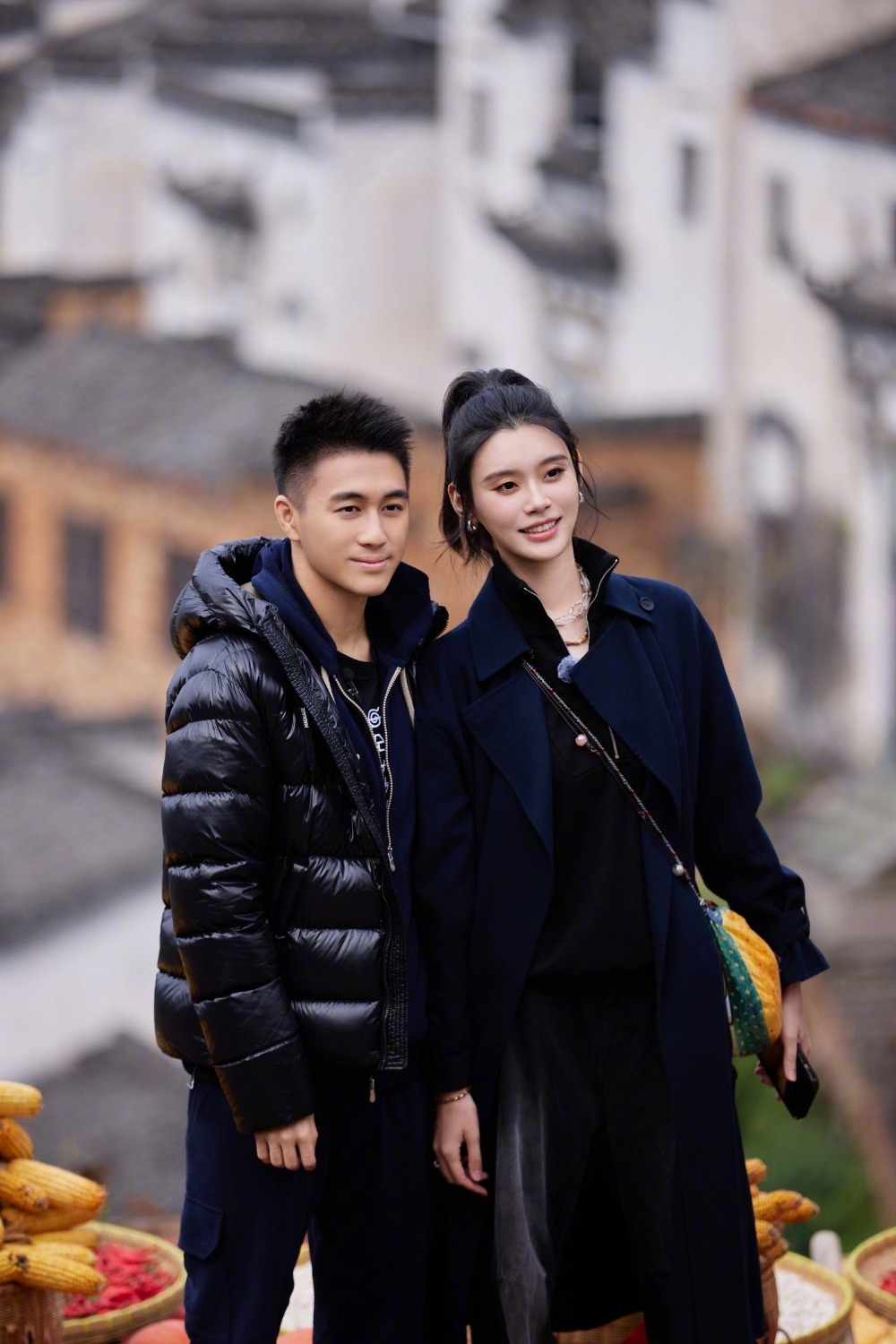 Năm 2025, Hà Du Quân dính tin đồn phản bội Hề Mộng Dao ầm ĩ, nhưng đã phủ nhận. Ảnh: Sina.