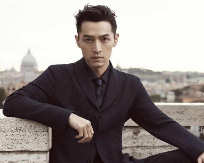 Hồ Ca là nam thần đẹp trai hàng đầu showbiz Hoa ngữ. Ảnh: Sina.