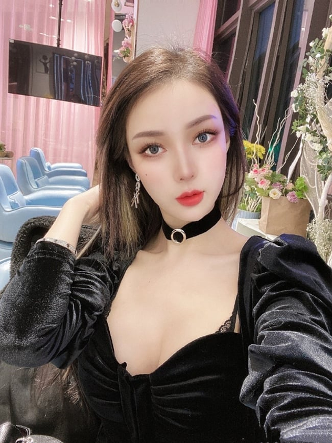 Quách Mỹ Mỹ đã bị cấm hoàn toàn khỏi MXH