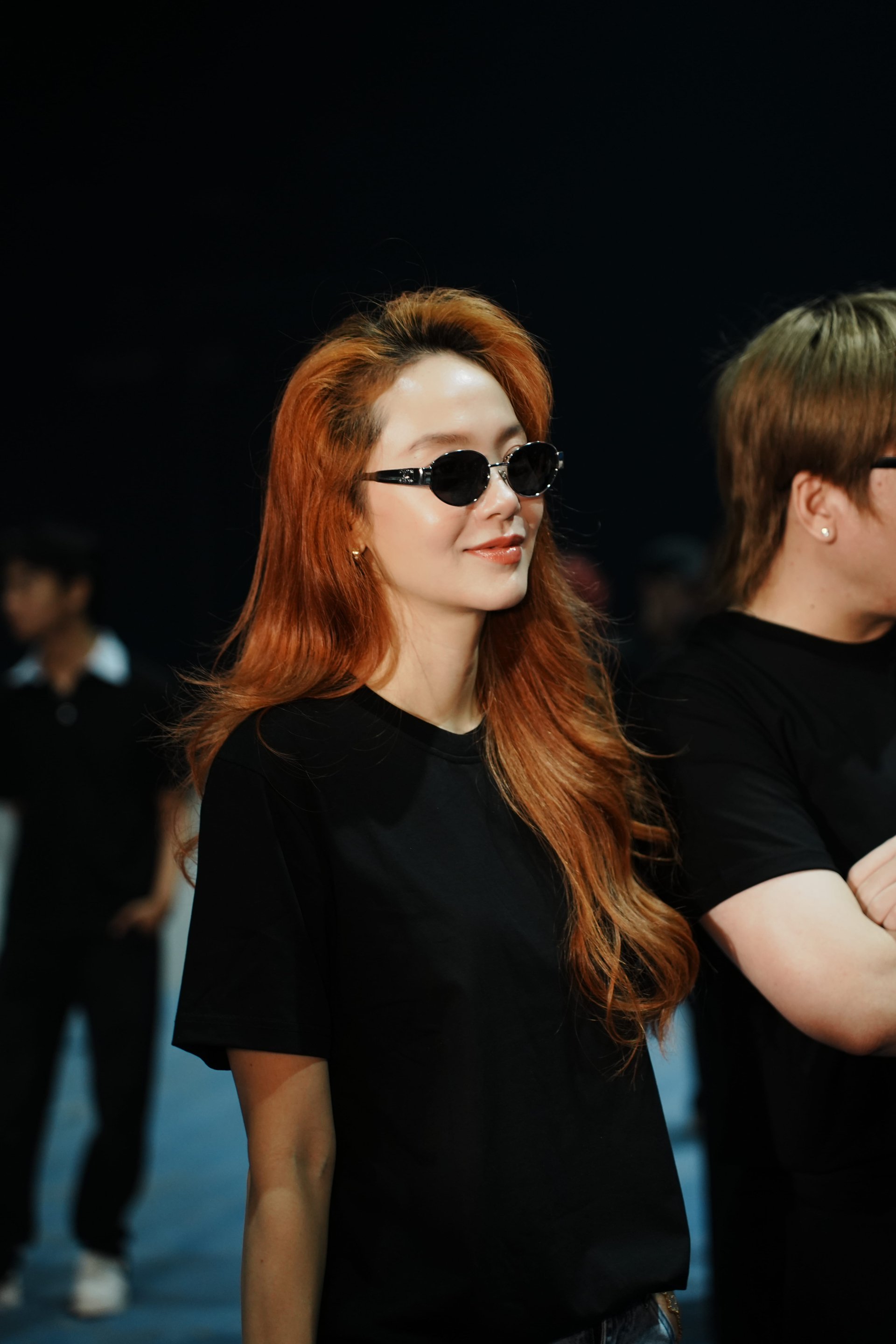 Minh Hằng đã làm gì với gương mặt của mình vậy?