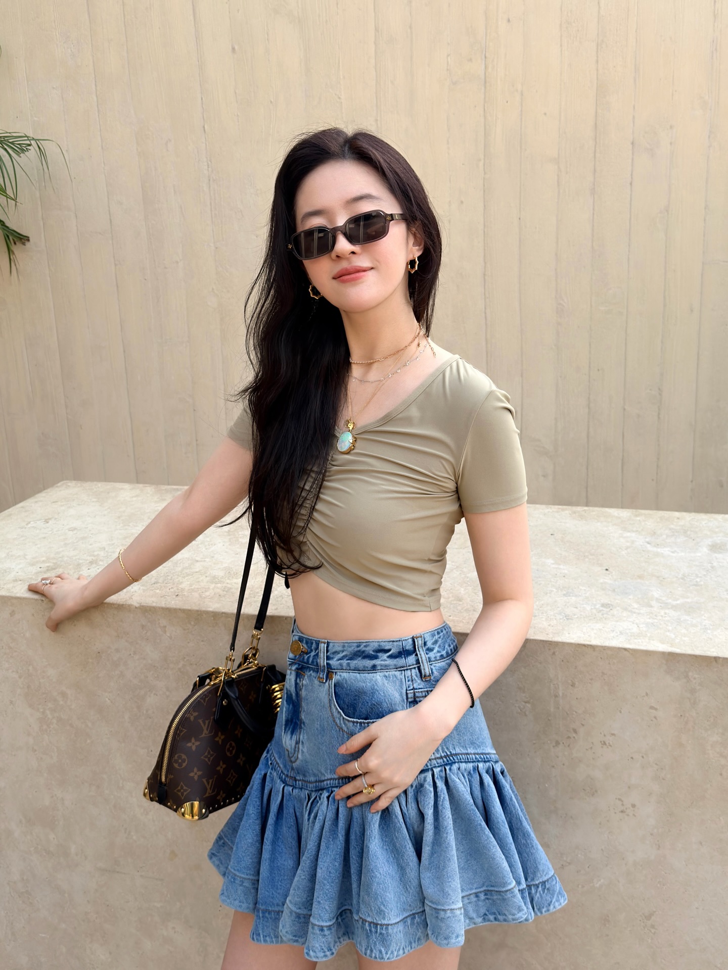 Mỗi lần Lưu Diệc Phi giảm cân thành công, những công thức giảm cân mang danh cô lại được dịp rộn ràng (Ảnh IGNV).