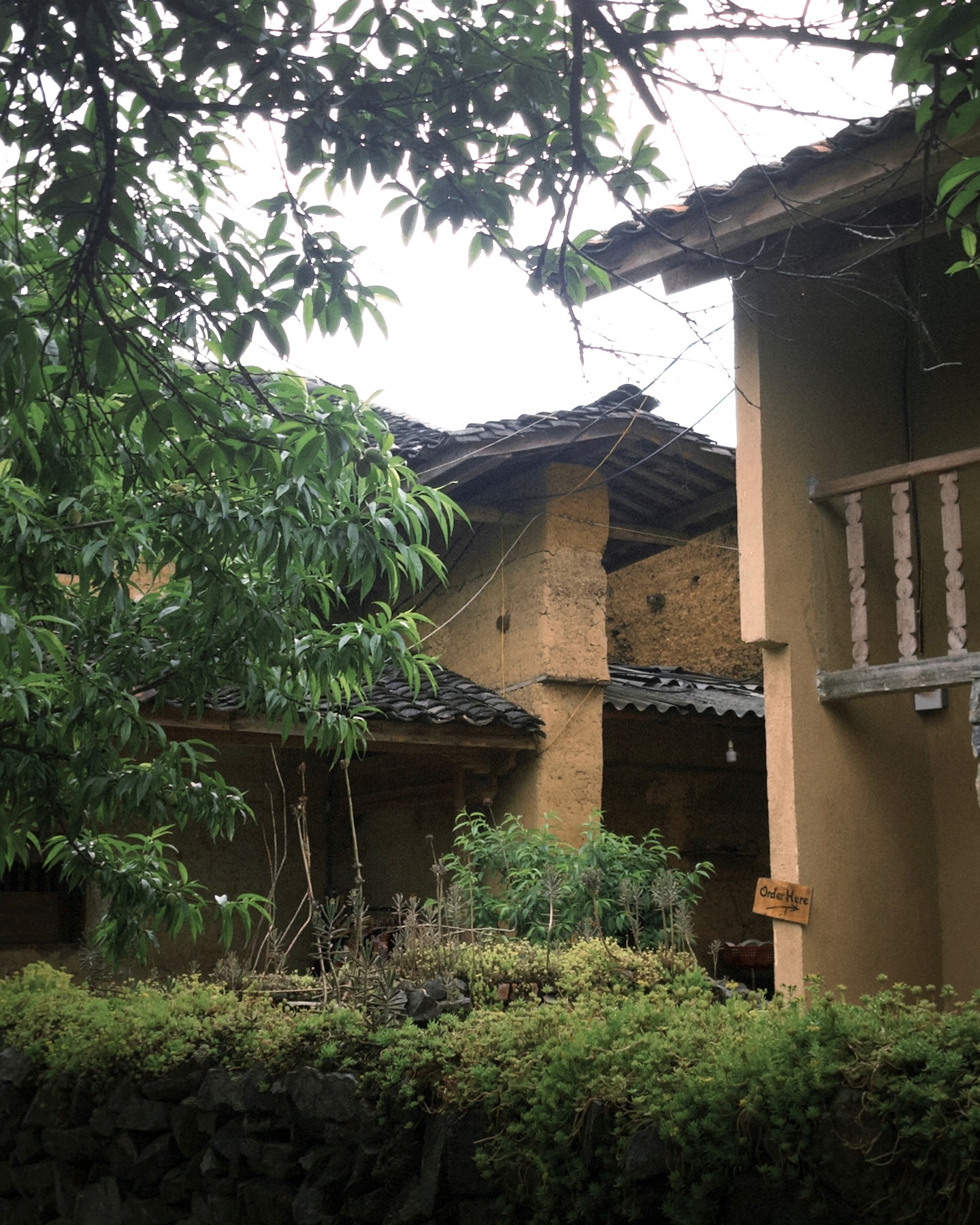 Chân dung khách Nhật đến Hà Giang hơn 100 lần, dành 200 triệu tích góp để làm một việc cực ý nghĩa cho dân bản