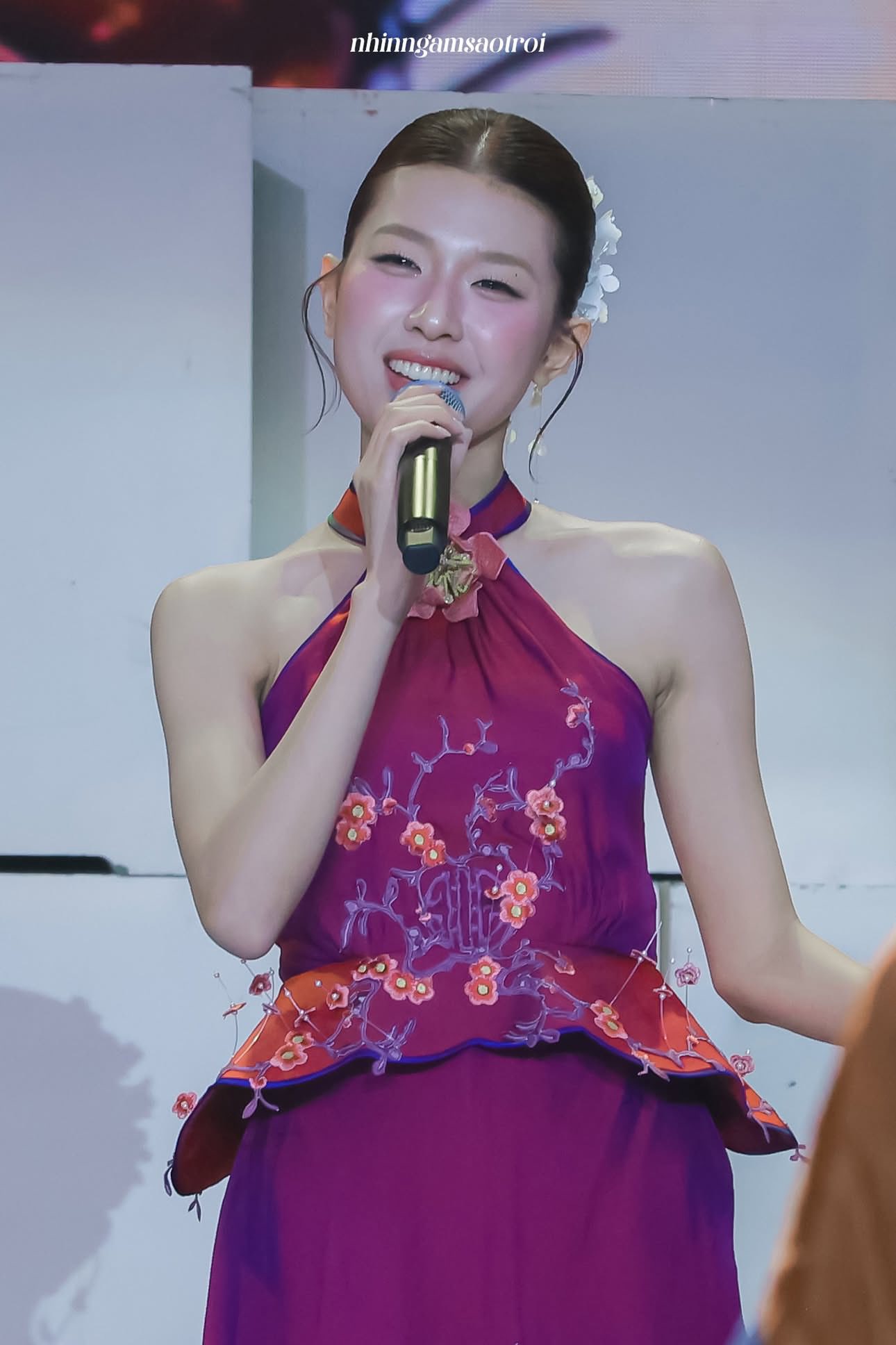 Những ồn ào lan truyền trên mạng xã hội không khiến Lamoon bị tác động quá nhiều để thái độ khi biểu diễn 