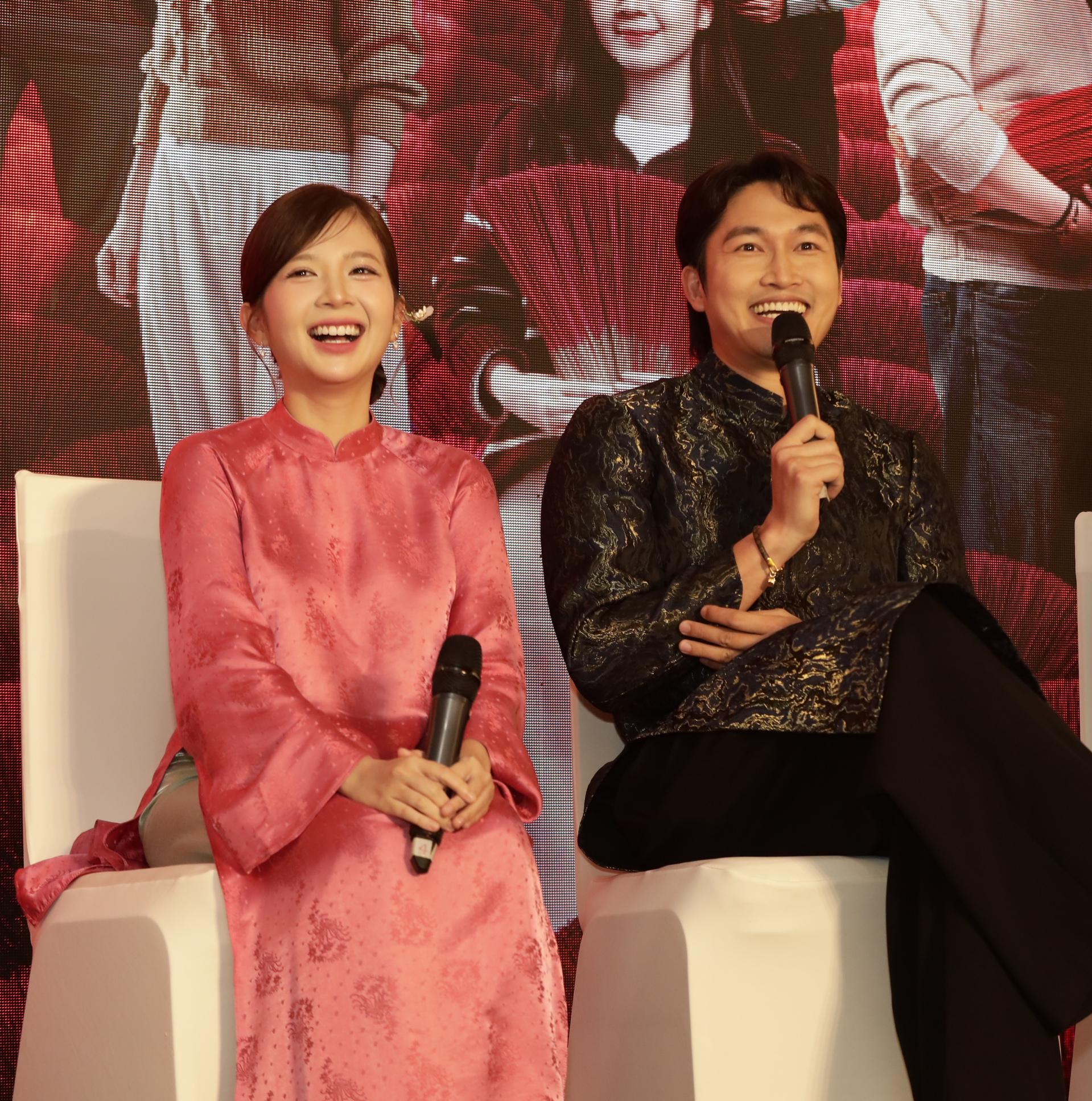 Ngọc Huyền bắt Đình Tú unfollow tất cả gái xinh trên MXH, nào ngờ nhà trai chốt 1 câu xanh rờn