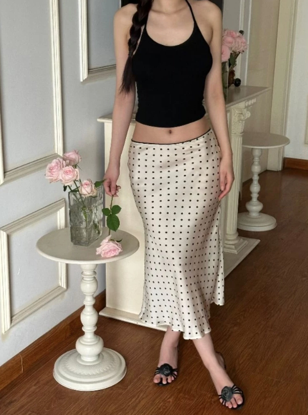 Lê Hà Trúc trên Threads: Tranh cãi chưa dứt, nhưng style thì vẫn được 