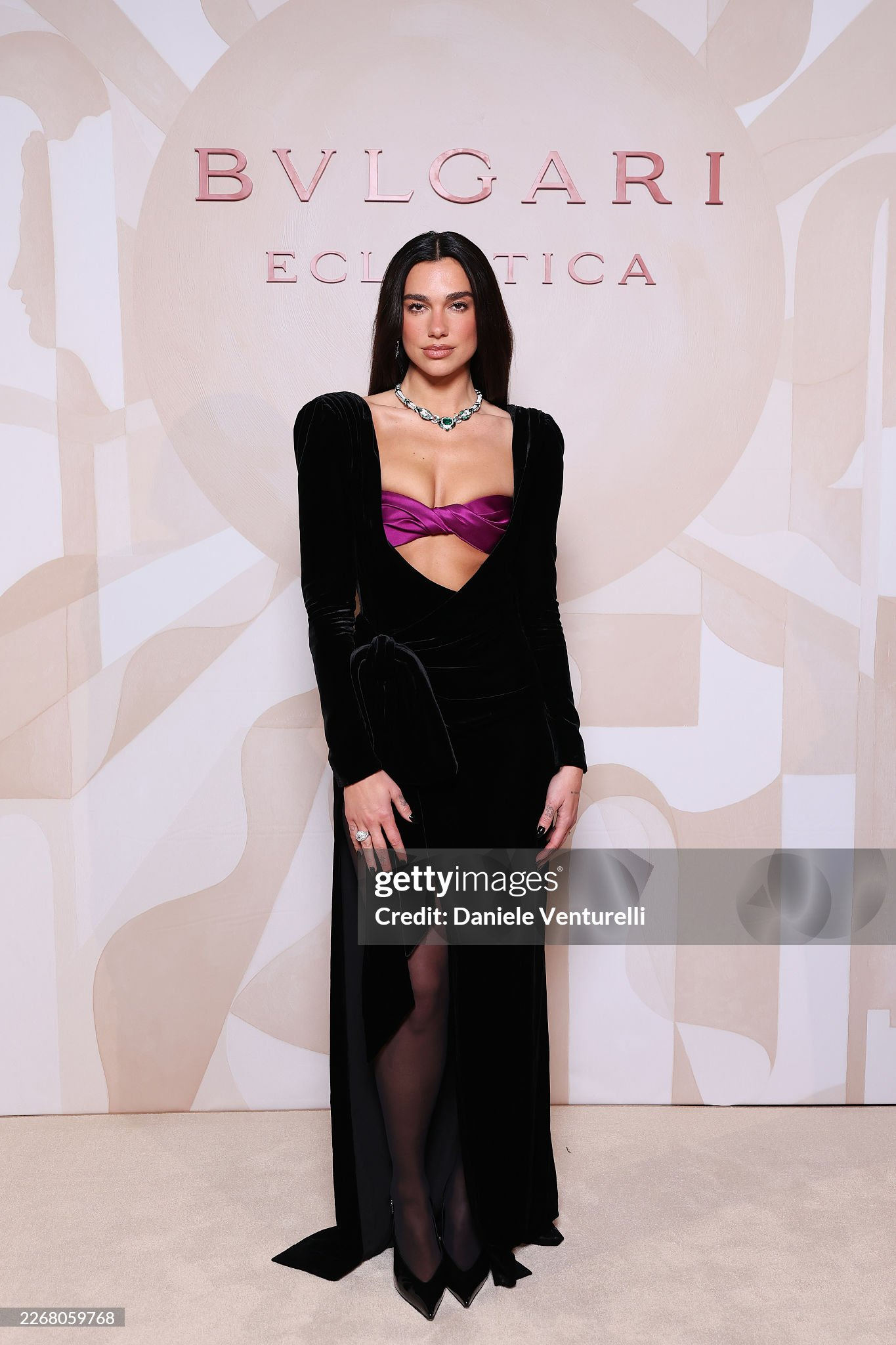 ... Dua Lipa...