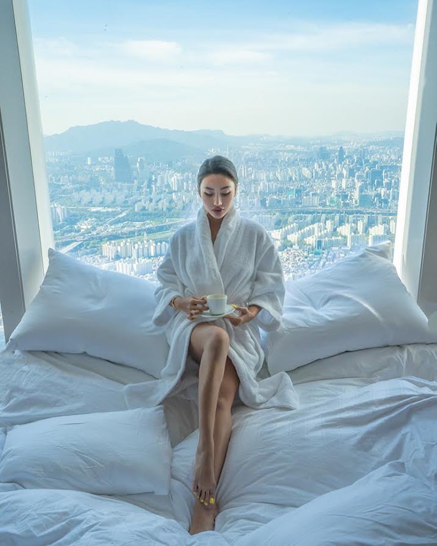 20 năm trước đã xách Herme, đi Rolls - Royce: Meo Meo làm nghề gì mà giàu quá vậy?