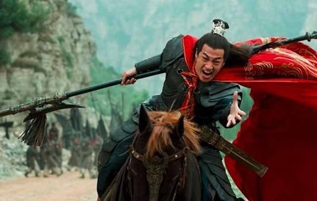 Tướng quân hồi sinh khiến Cbiz 3 đời còn nể: Định nghĩa lại chuẩn visual cho 1,4 tỷ dân, giở tới hồ sơ tình ái mới bất ngờ