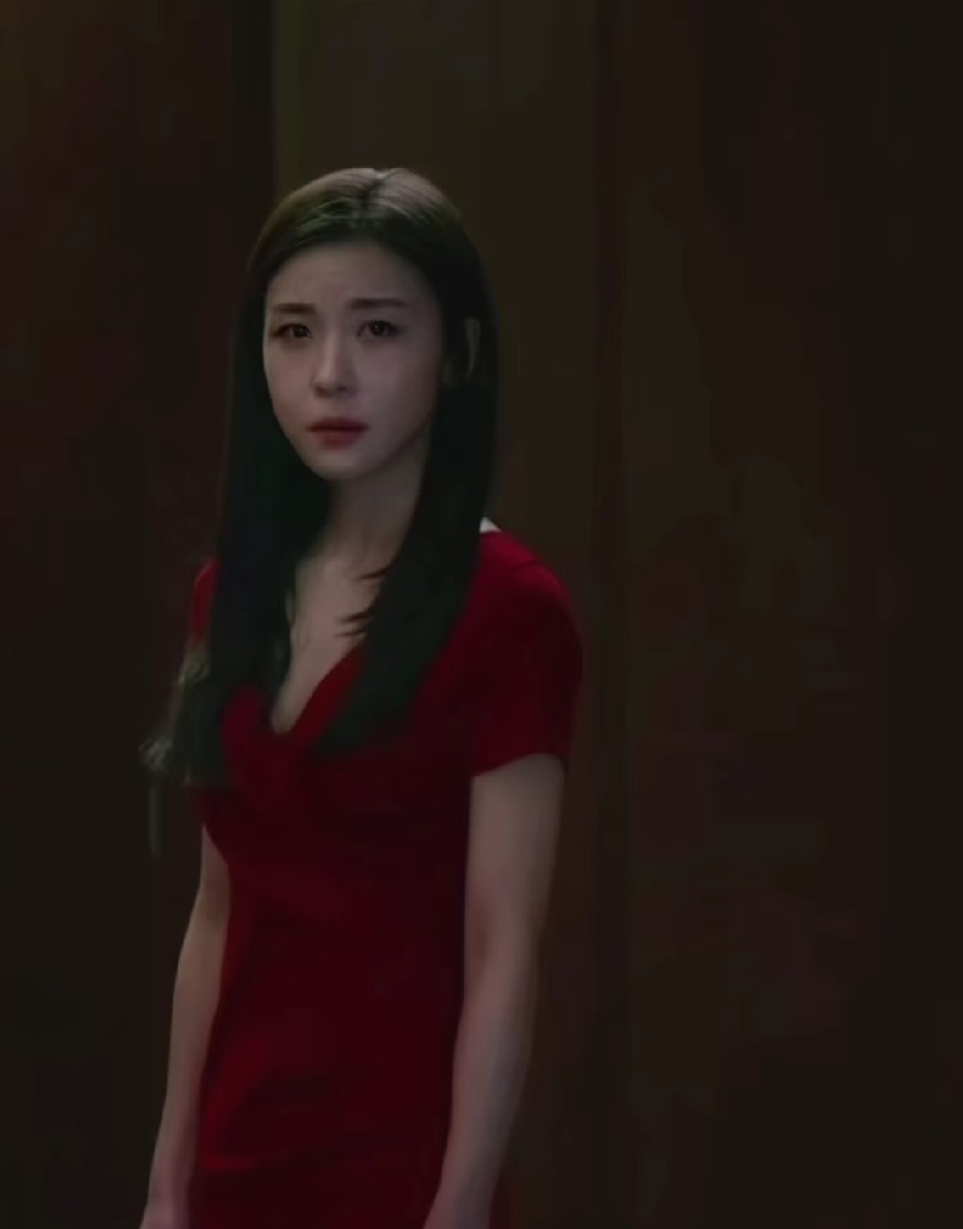 Vụ án gây phẫn nộ trong Climax có thật ngoài đời: Nữ diễn viên tự tử vì bị ép quay cảnh nóng, còn quá nhiều uẩn khúc