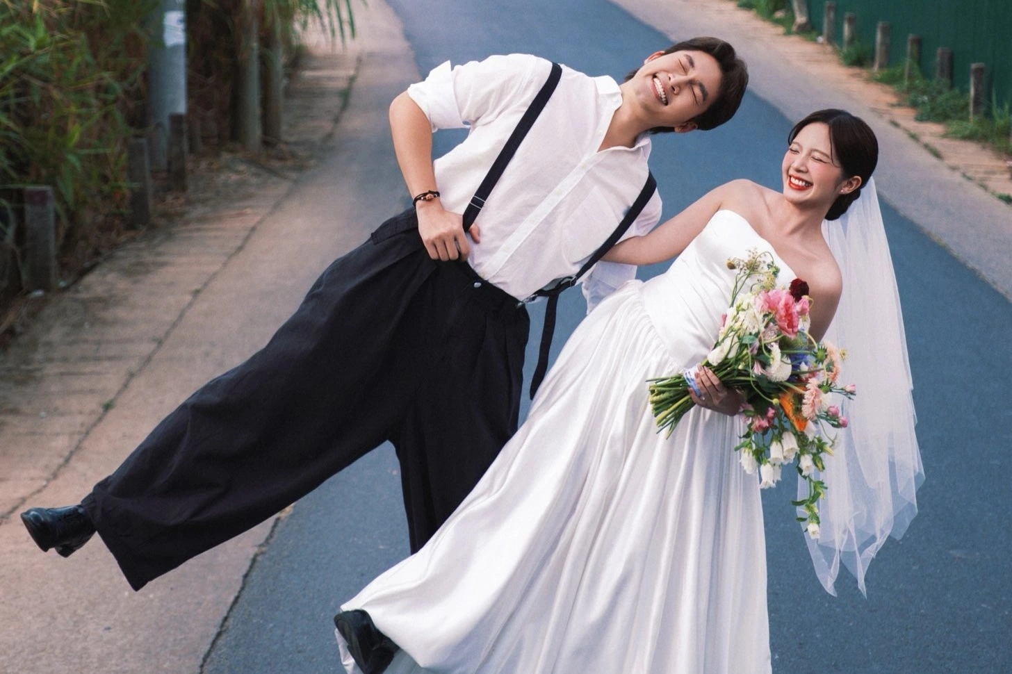 Đình Tú và Ngọc Huyền đã nên duyên vợ chồng được hơn nửa năm