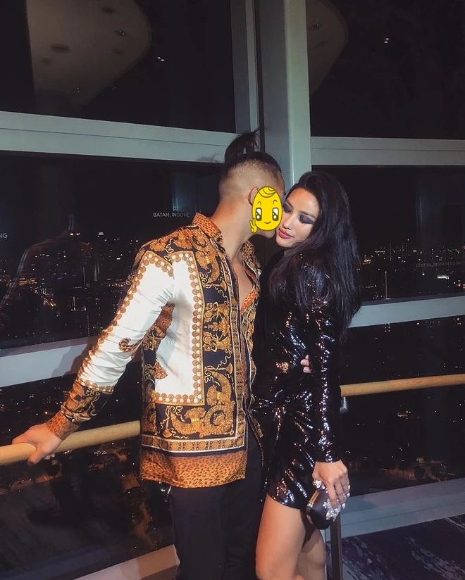 Dù đăng tải khá nhiều ảnh với bạn trai và đến khi kết hôn, Meo Meo vẫn quyết tâm giấu mặt anh chàng này.