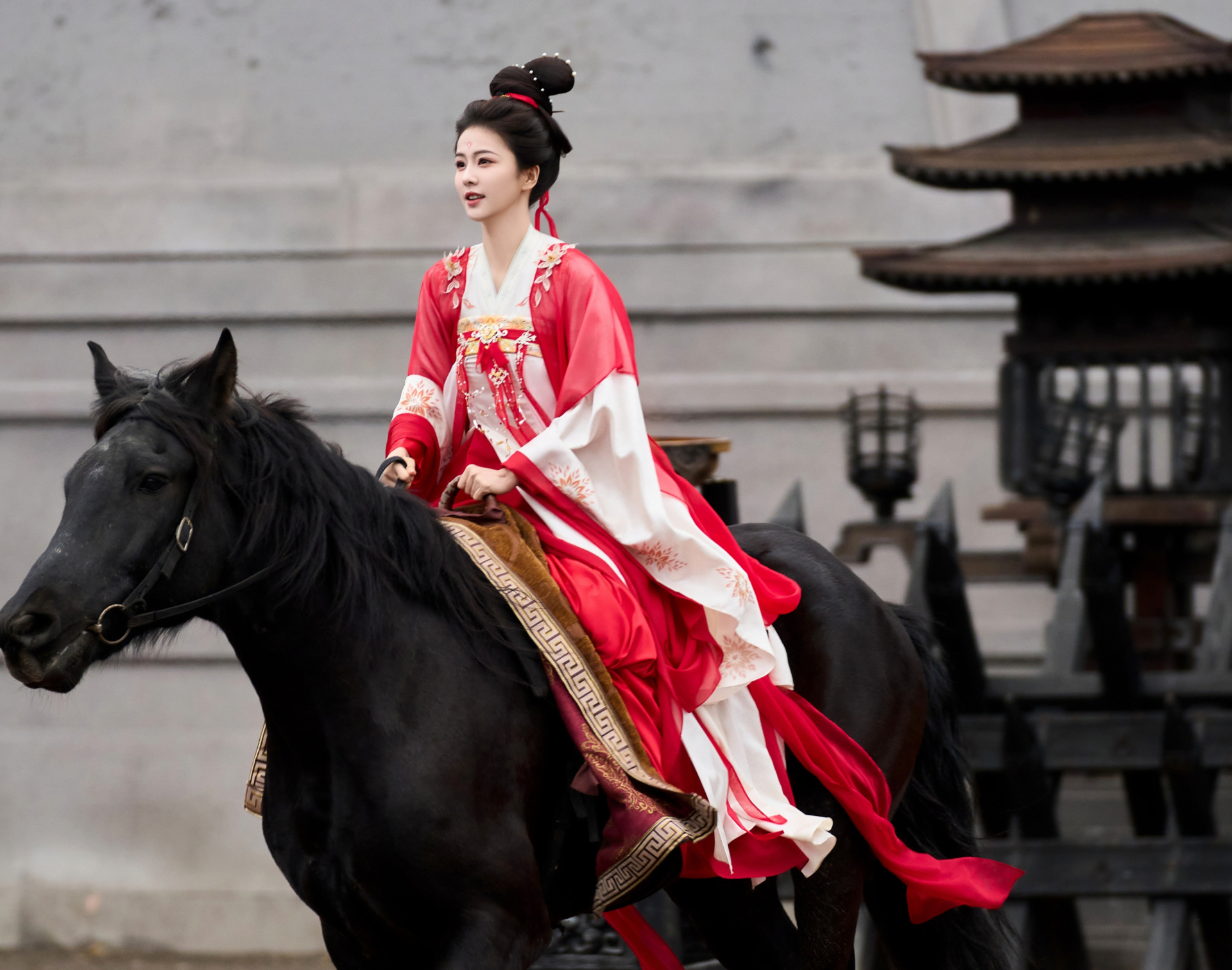 Có tin Bạch Lộc vốn là nữ chính của Trục Ngọc