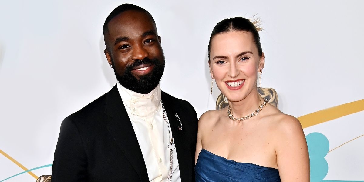 Paapa Essiedu có tổ ấm kín tiếng với nữ diễn viên hài Rosa Robson. Ảnh: Getty Images.