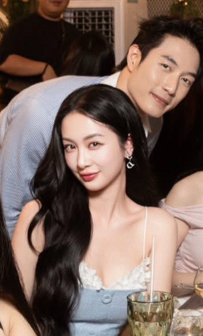 Cả 2 đang hợp tác chung trong 1 dự án