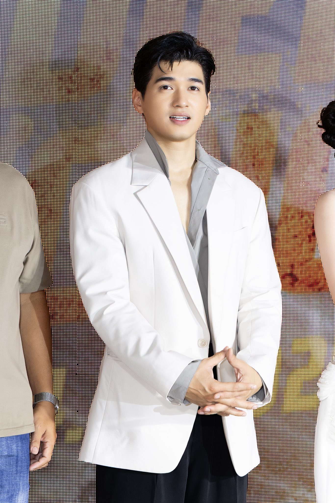 Khi lên đồ sự kiện thì Ma Ran Đô bảnh bao hết cỡ...