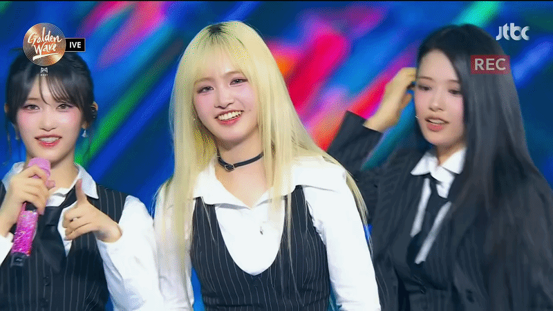 1 lần tranh center khác. Ảnh: X