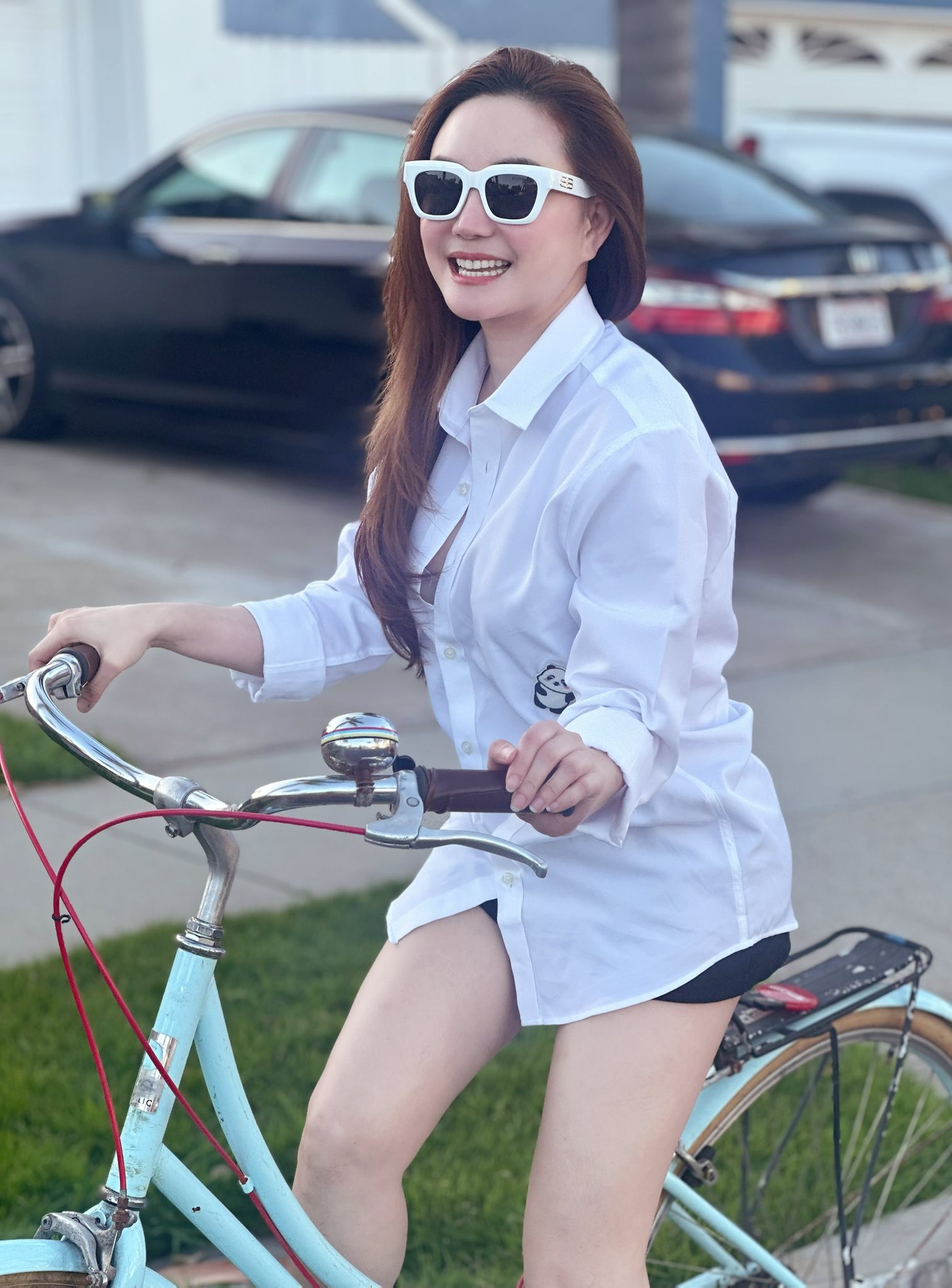 Vy Oanh hiện tại tập trung cho công việc kinh doanh và chăm sóc gia đình