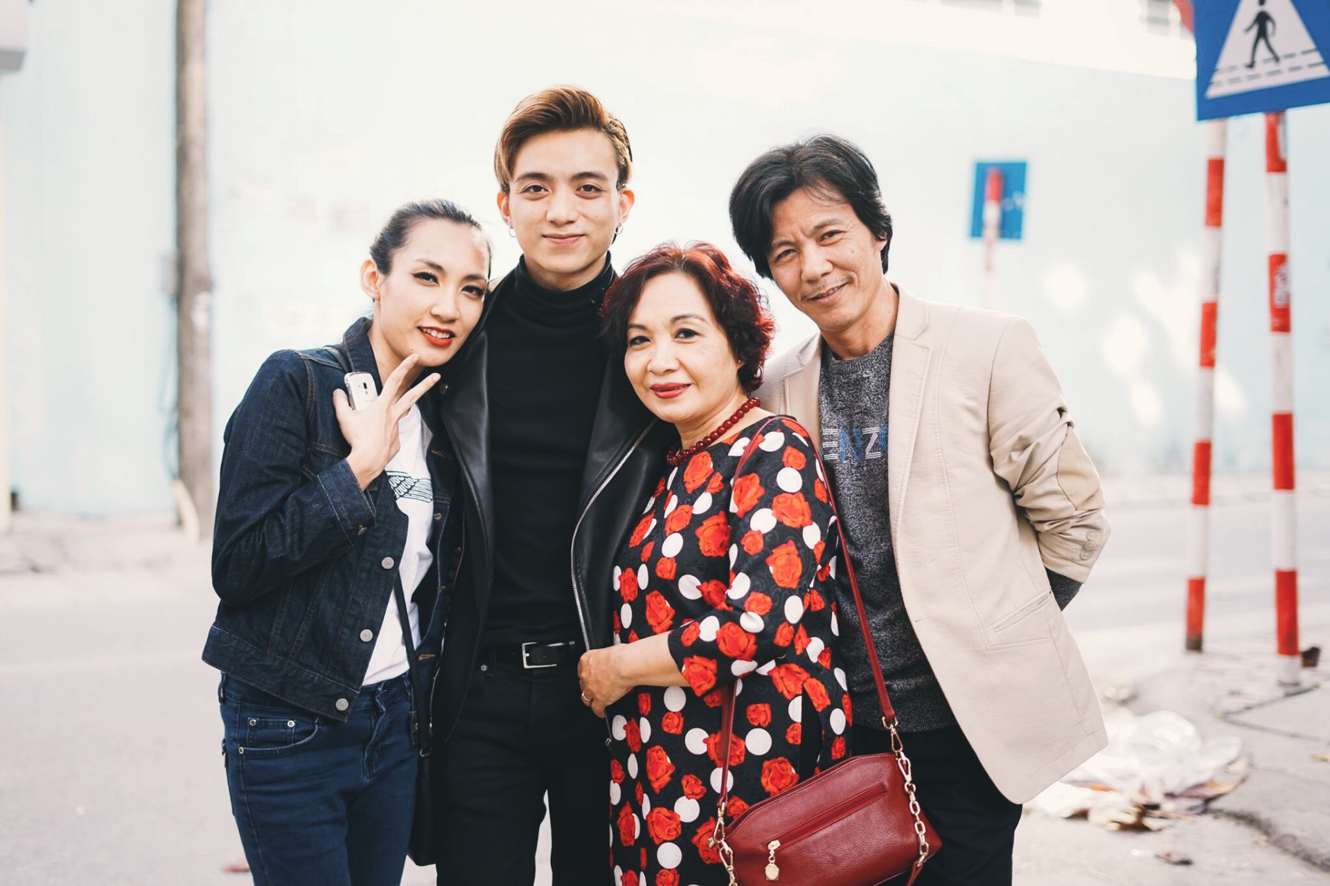 Chị gái SOOBIN đồng hành cùng em trong nhiều hoạt động