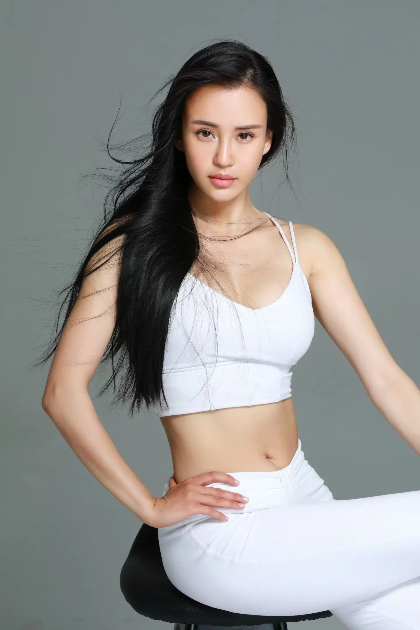 Công ty của Huỳnh Hiểu Minh không biết lăng xê cho các nghệ sĩ