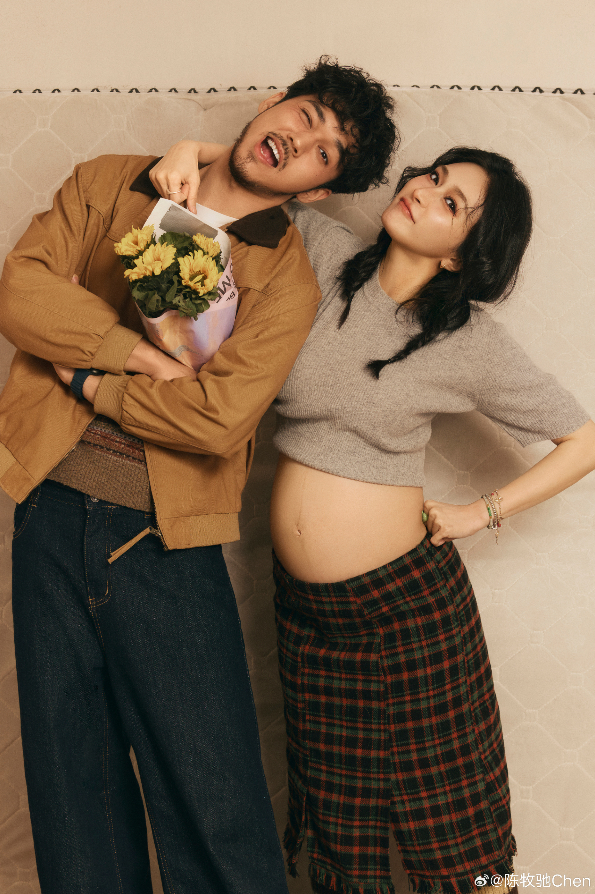 Trần Mục Trì đăng thông báo tuyên bố đã kết hôn với nữ đại gia Trần Băng, đồng thời công bố luôn ảnh bà xã trong giai đoạn còn đang mang thai. Ảnh: Sohu