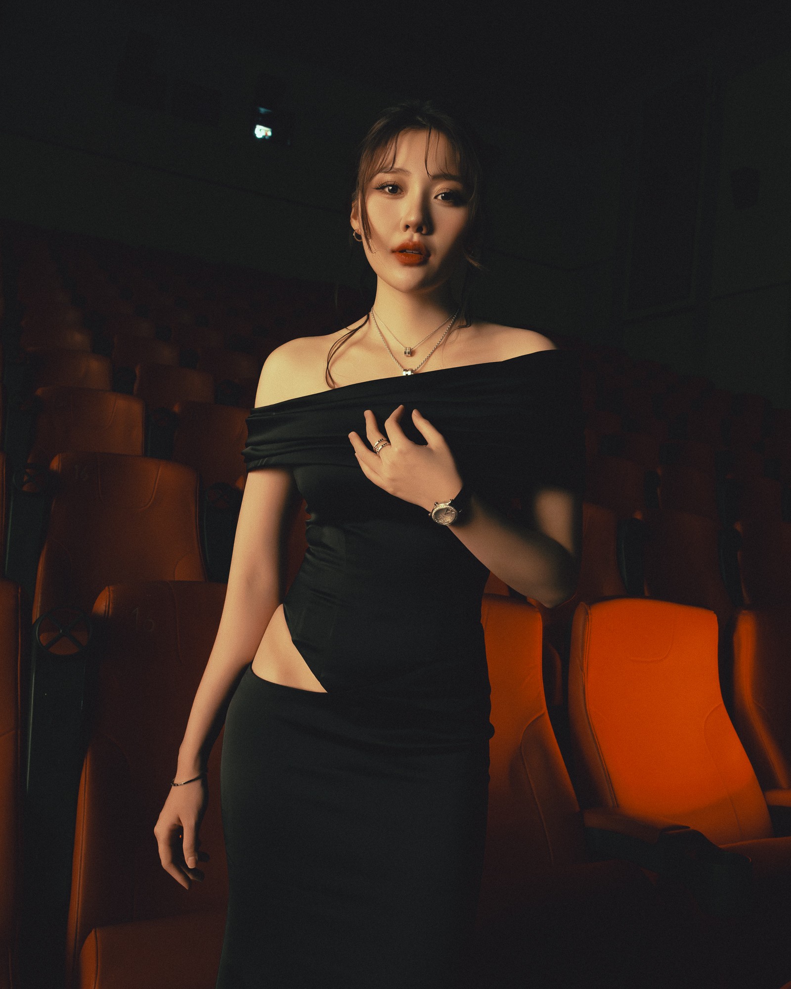   Sau khi giảm cân, ngoại hình của Uyển Ân nhận được lời khen khi ngày càng thăng hạng, trở nên quyến rũ hơn. Ảnh: FBNV  