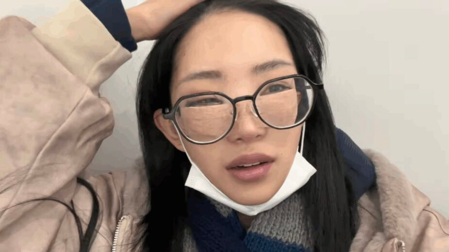 Chưa hết nỗi lo cân nặng, nữ người mẫu gây lo ngại khi dấn thân vào con đường PTTM (Ảnh IGNV).