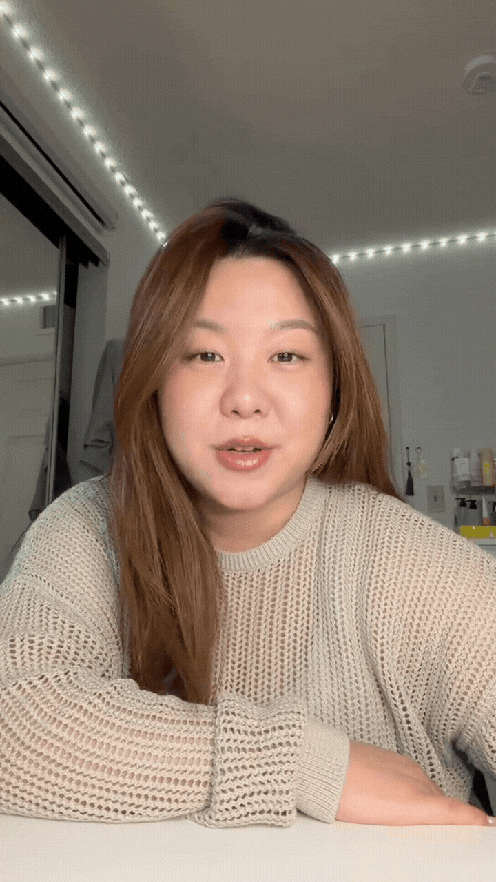 Cô cho biết không chỉ cô mà nhiều nhân viên khác cũng đã phải chịu đựng sự gạ gẫm từ quản lý nghệ sĩ và cả nghệ sĩ