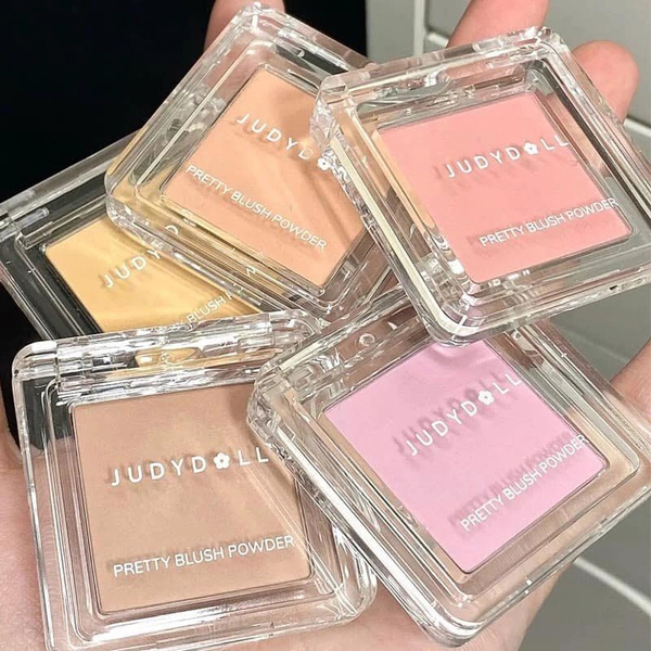 Gò má hồng như say rượu của Triệu Lộ Tư 