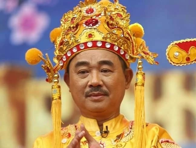 Nhiều khán giả đã nhận ra sự thay đổi về ngoại hình của nghệ sĩ khi đã cạo râu. Ảnh: VTV