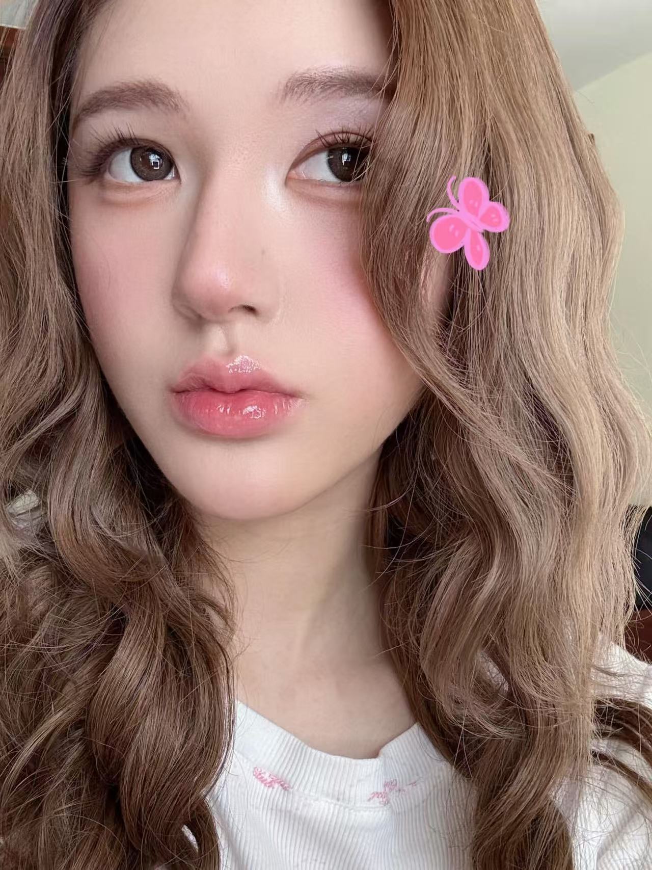 Gò má hồng như say rượu của Triệu Lộ Tư 