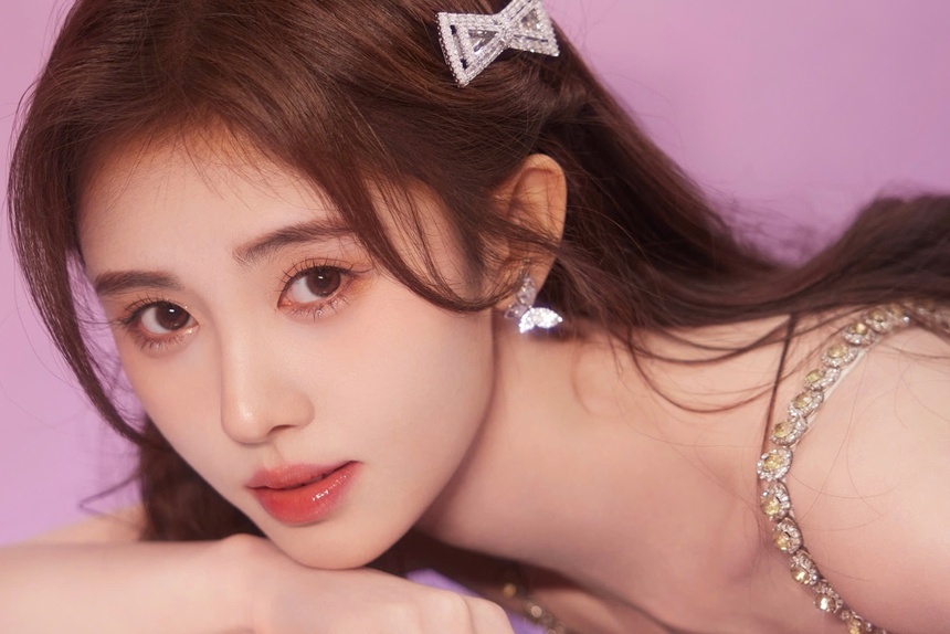 Phía Siba Media được cho biết đã yêu cầu Cúc Tịnh Y phải đền bù số tiền phá vỡ hợp đồng lên đến 1.200 tỷ đồng. Ảnh: Weibo.