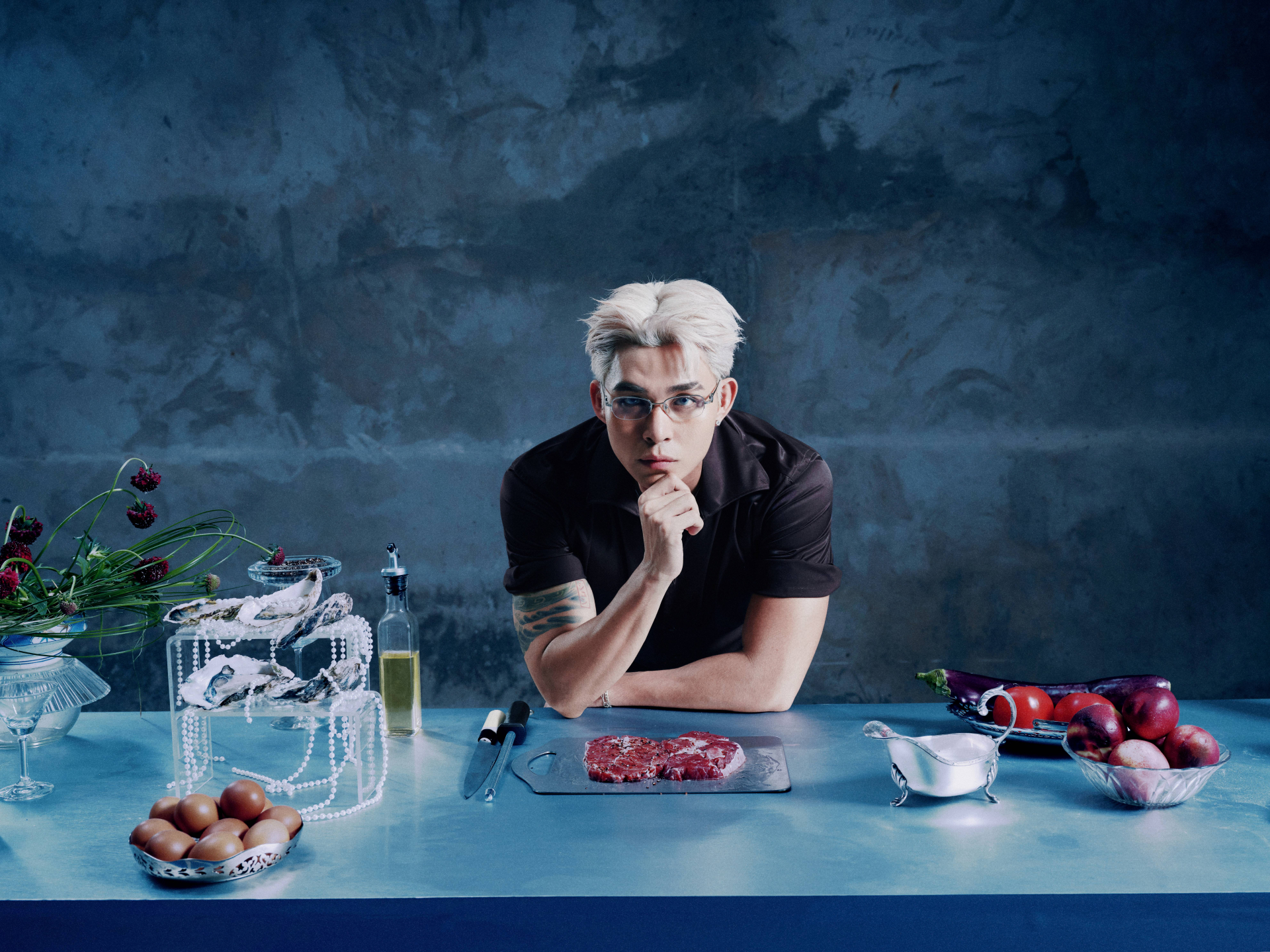 Trước những luồng tranh cãi trái chiều, phía Jun Phạm và ê-kíp hiện vẫn chưa đưa ra bất kỳ phản hồi chính thức nào