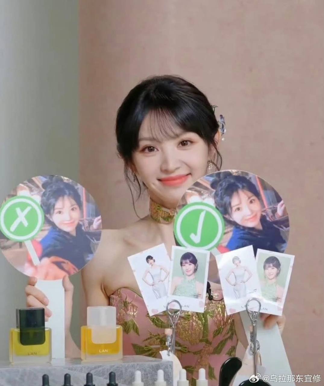 Sau đó, nữ diễn viên đã phải sử dụng nhiều bảng biểu để chê đi vòng 1. (Nguồn: Weibo)