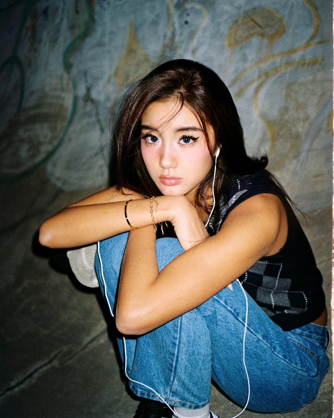 Đi chung show với Huyền 204, cô gái da nâu này đang được khen 