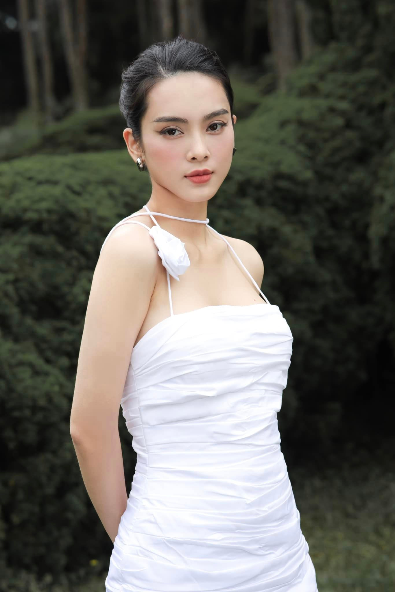 Nữ diễn viên 9x từng bị trầm cảm sau sinh, sụt cân chỉ còn 39kg. Ảnh: FBNV