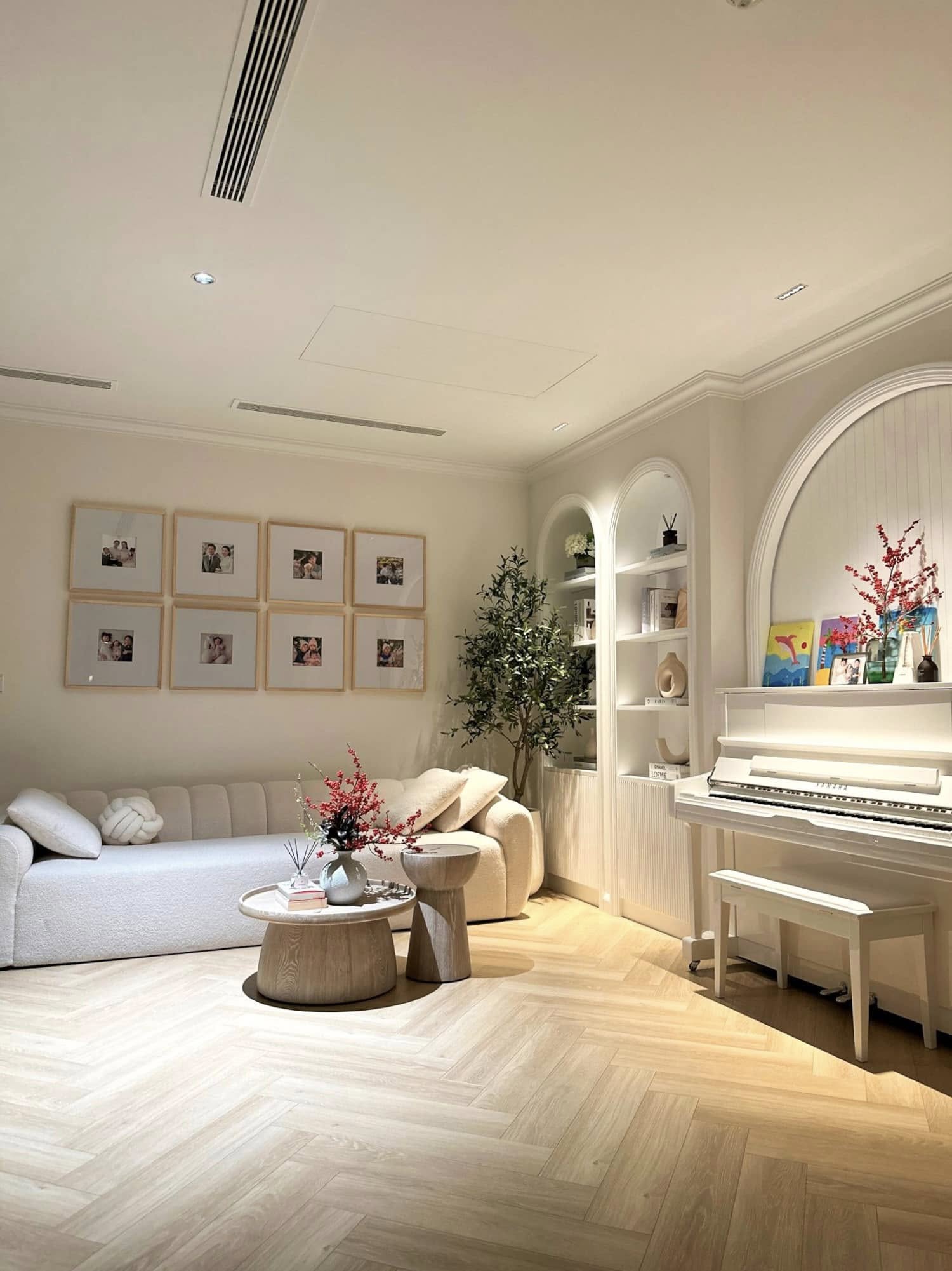 Góc nào trong biệt thự cũng được bày trí gọn gàng, đẹp mắt