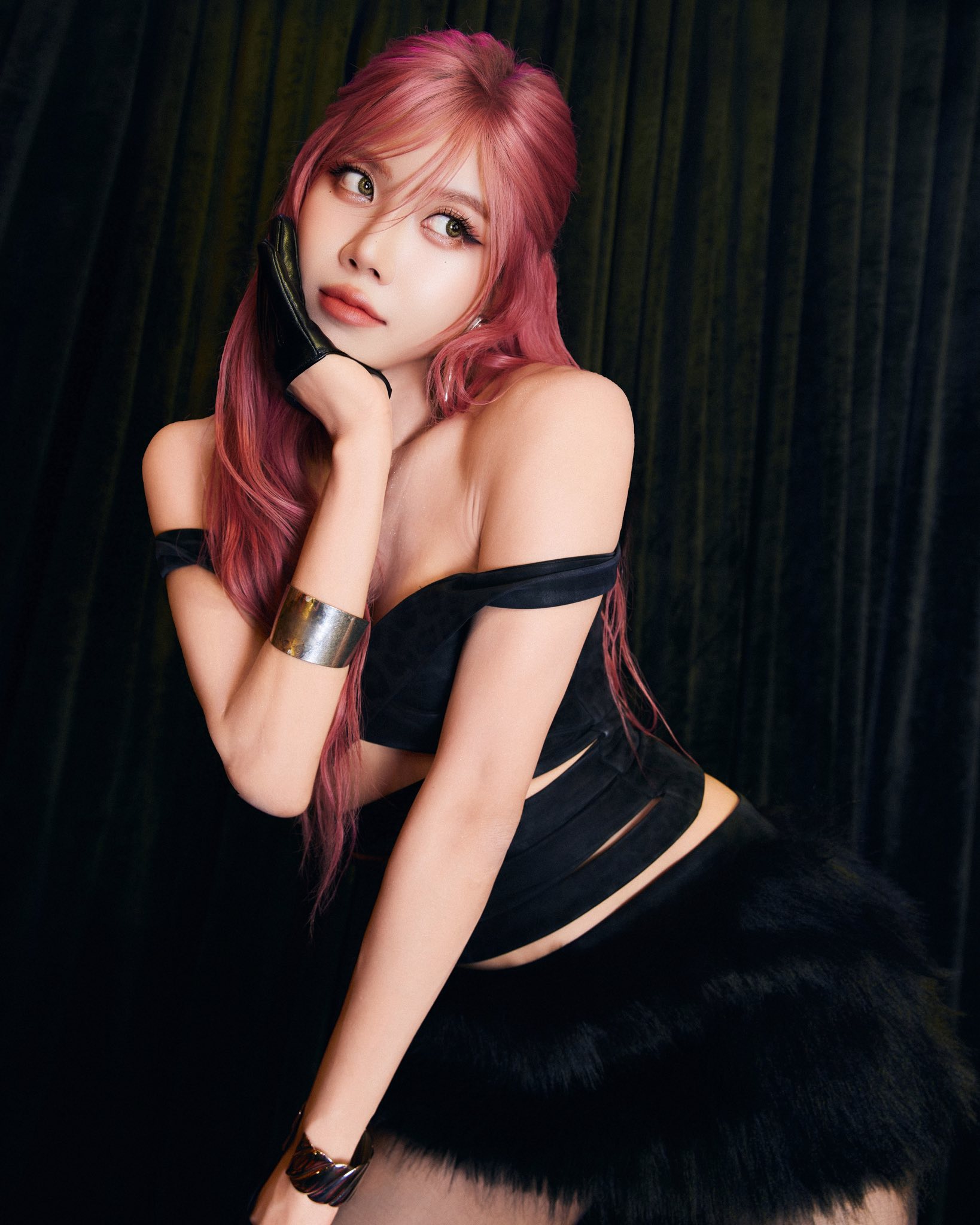 Báo giới Trung Quốc cho biết Trang Pháp đang là Chị Đẹp có chỉ số phủ sóng truyền thông thấp nhất show năm nay. Ảnh: FBNV.