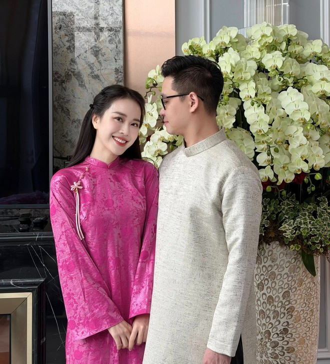 Mai Phương và chồng Tiến sĩ hiện đang sống trong cơ ngơi 9 tầng hoành tráng, xịn đẹp