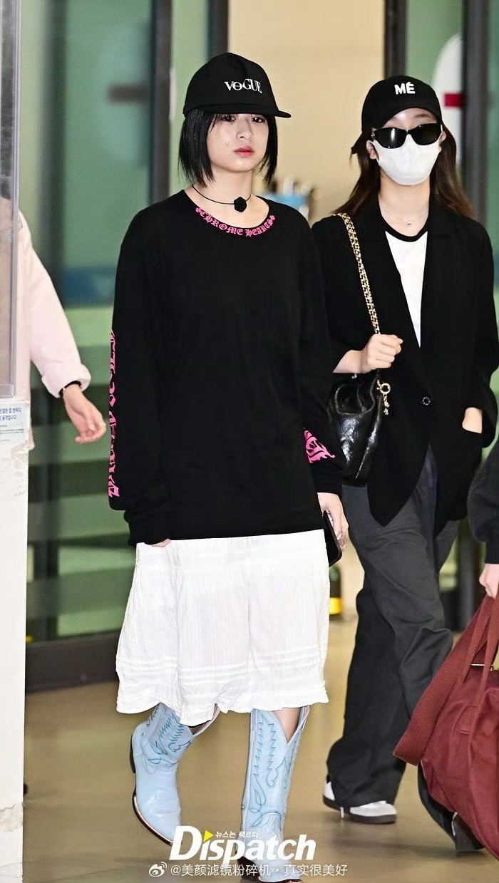 Nữ idol gập bụng 800 lần 1 ngày bị netizen Trung chê phát tướng, mặc luộm thuộm