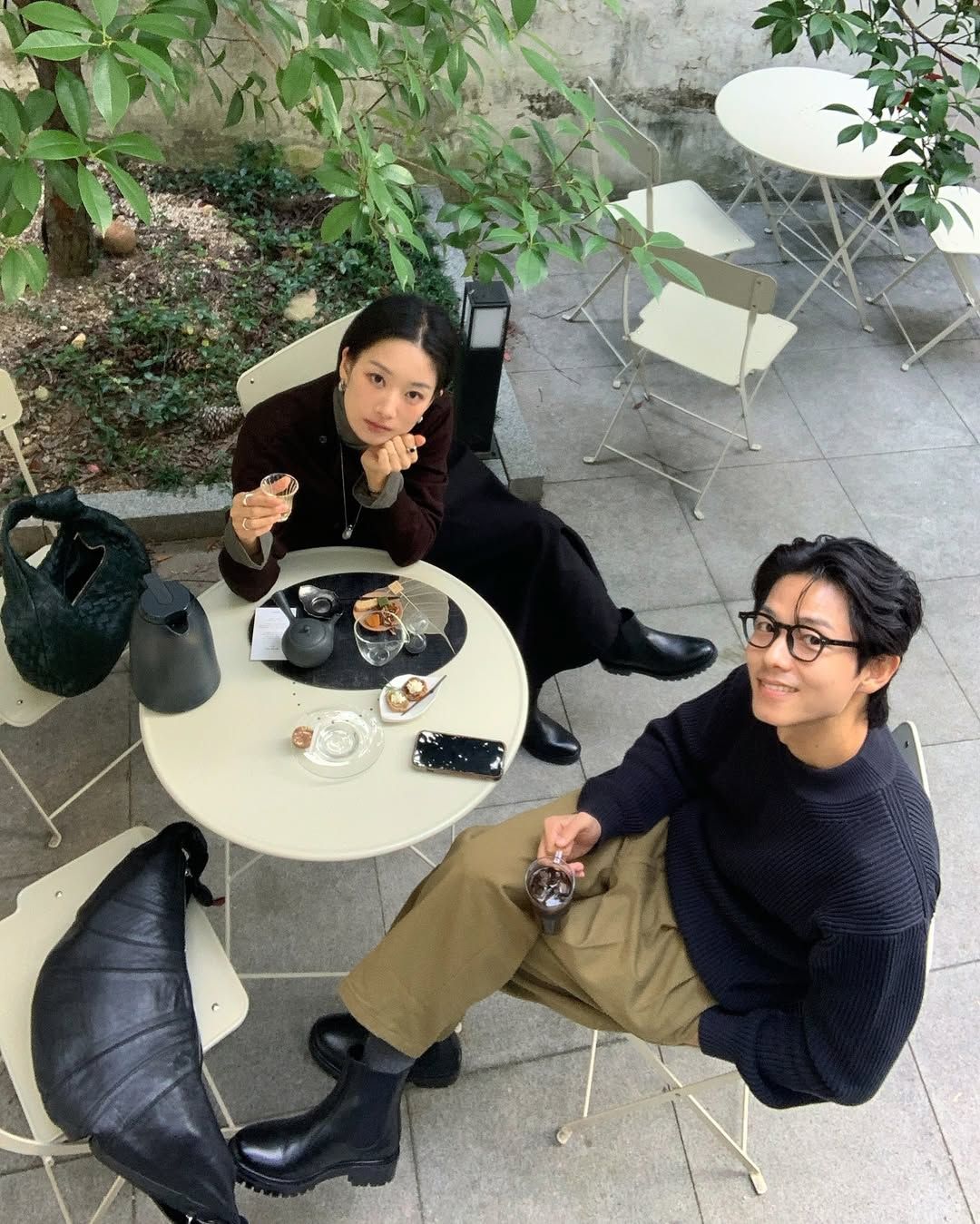 Tại sao phải nói dối, phải đùa cợt chuyện: 