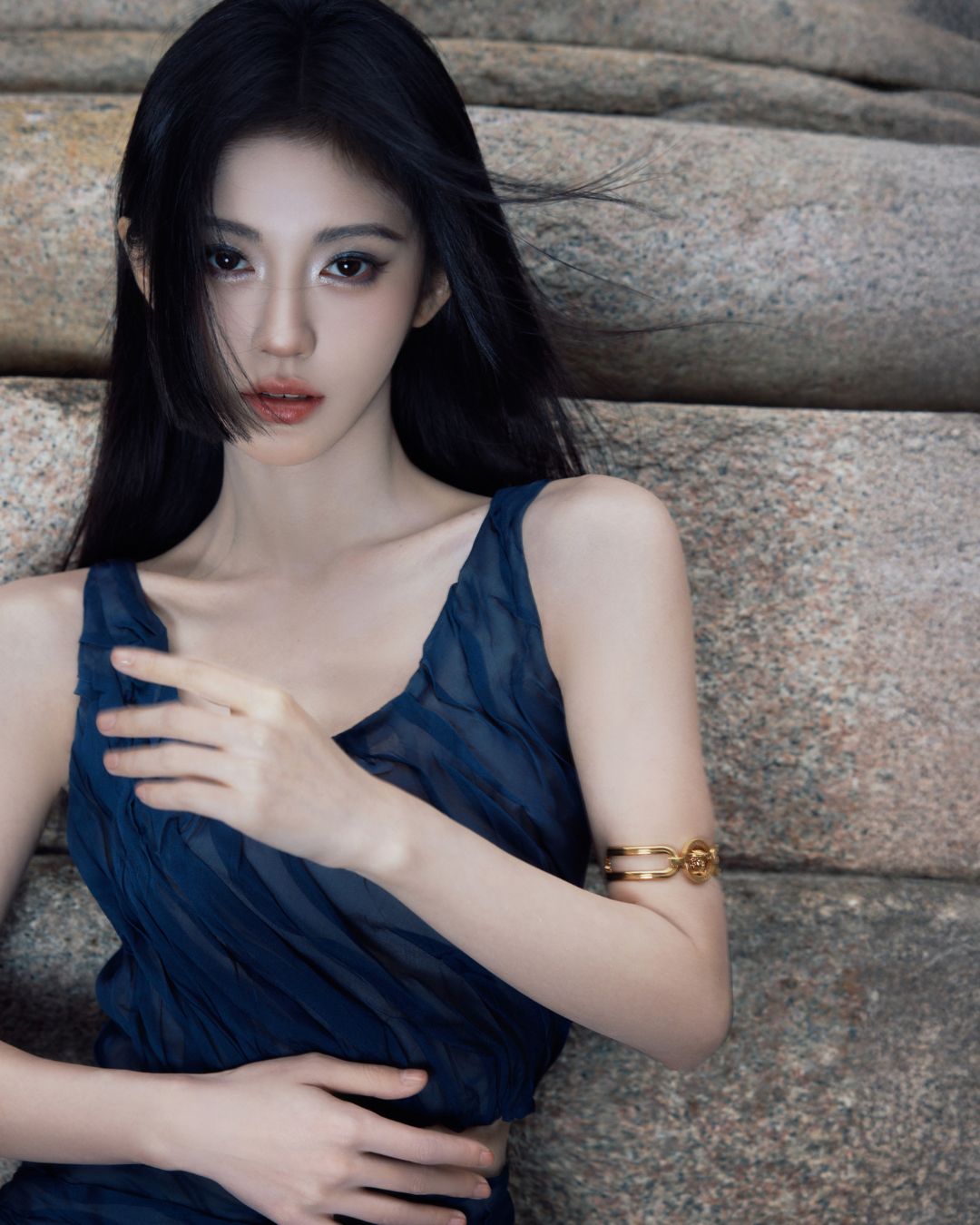 Mỹ nhân đóng 1 phim nhận cát-xê 62 tỷ: Chỉ cao 1m45 vẫn đắt show khủng khiếp, tất cả là nhờ nhan sắc yêu nghiệt