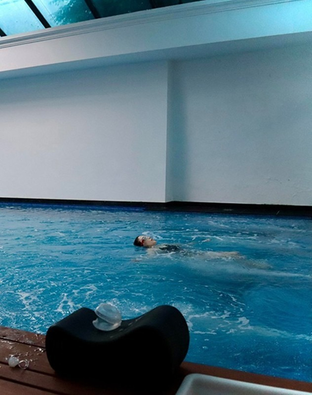 Trong biệt thự còn có hồ bơi để các thành viên thoải mái nghỉ ngơi, thư giãn